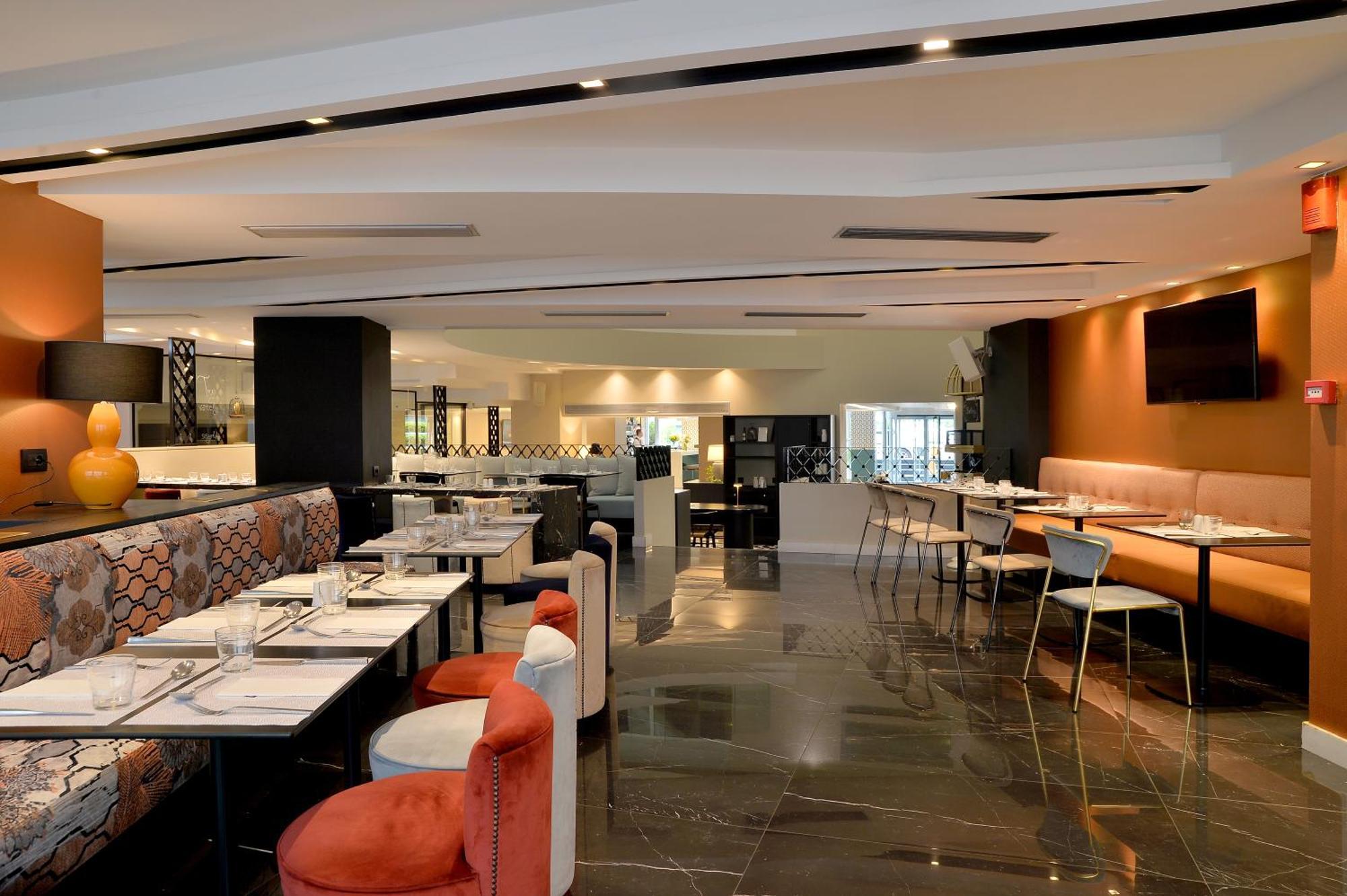 Airotel Stratos Vassilikos 4* Athens