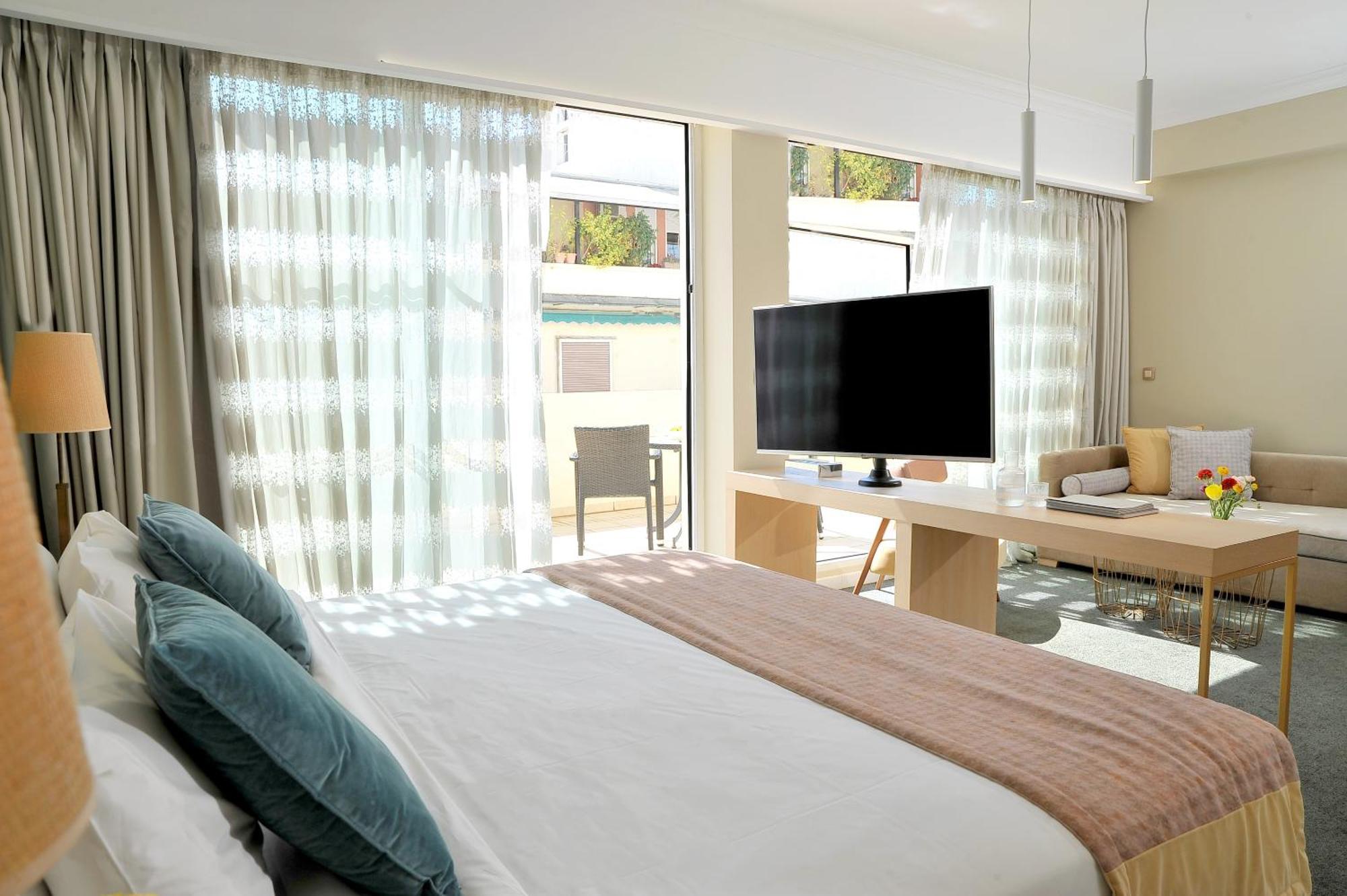 Airotel Stratos Vassilikos 4* Athens